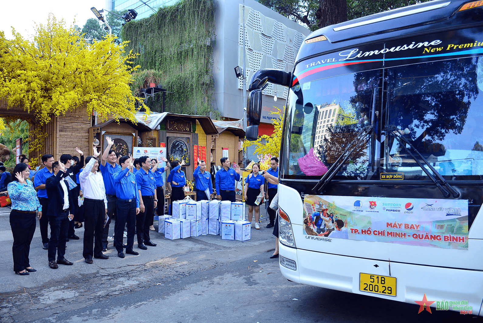 Hơn 4.100 sinh viên, thanh niên công nhân, người lao động tham gia trong chương trình “Mang Tết về nhà”