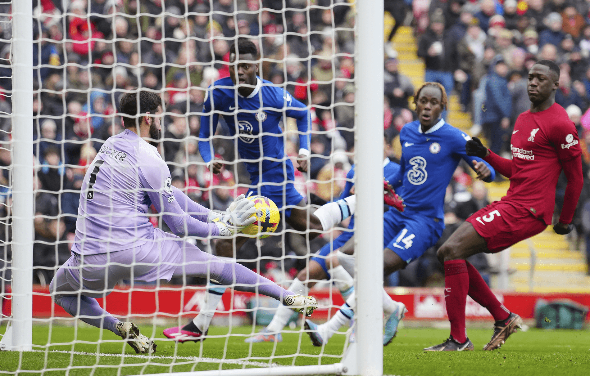 Vòng 21 Ngoại hạng Anh: Liverpool và Chelsea chia điểm nhạt nhòa