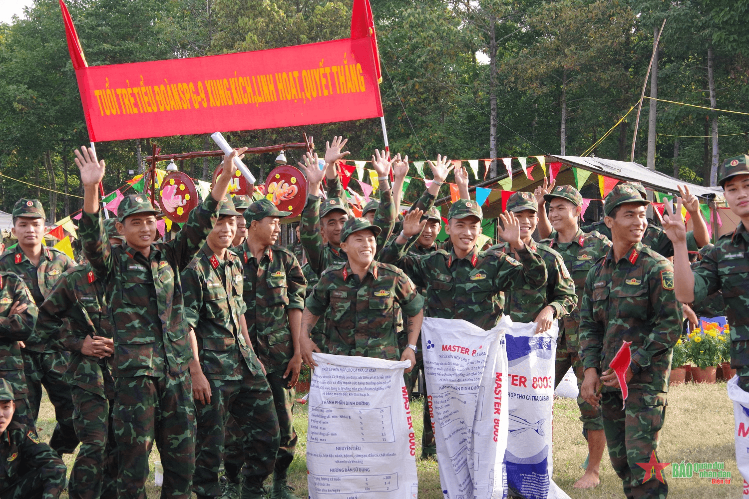 Sư đoàn 330: Sân chơi mang đậm sắc Xuân của tuổi trẻ “Ba ba mươi”