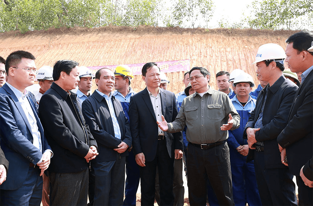 Thủ tướng Chính phủ Phạm Minh Chính kiểm tra, đôn đốc dự án cao tốc Tuyên Quang - Phú Thọ