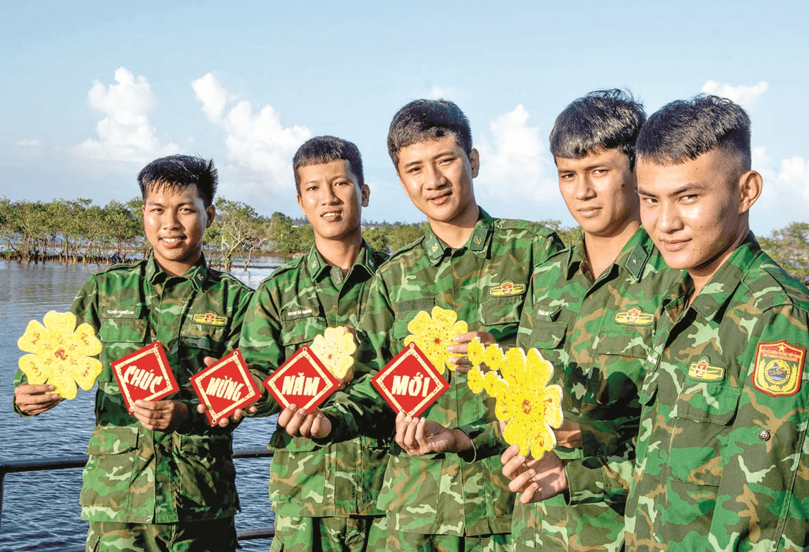 Đón xuân trên sóng
