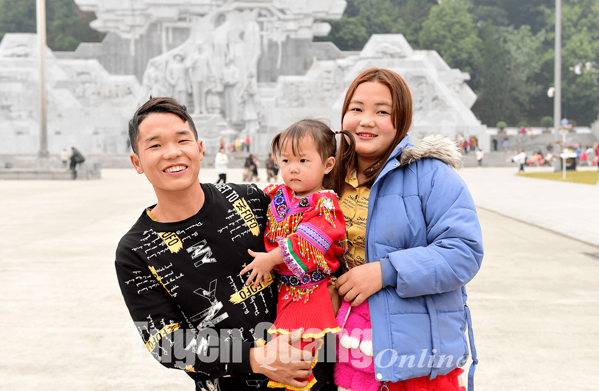 Vãn cảnh đầu năm