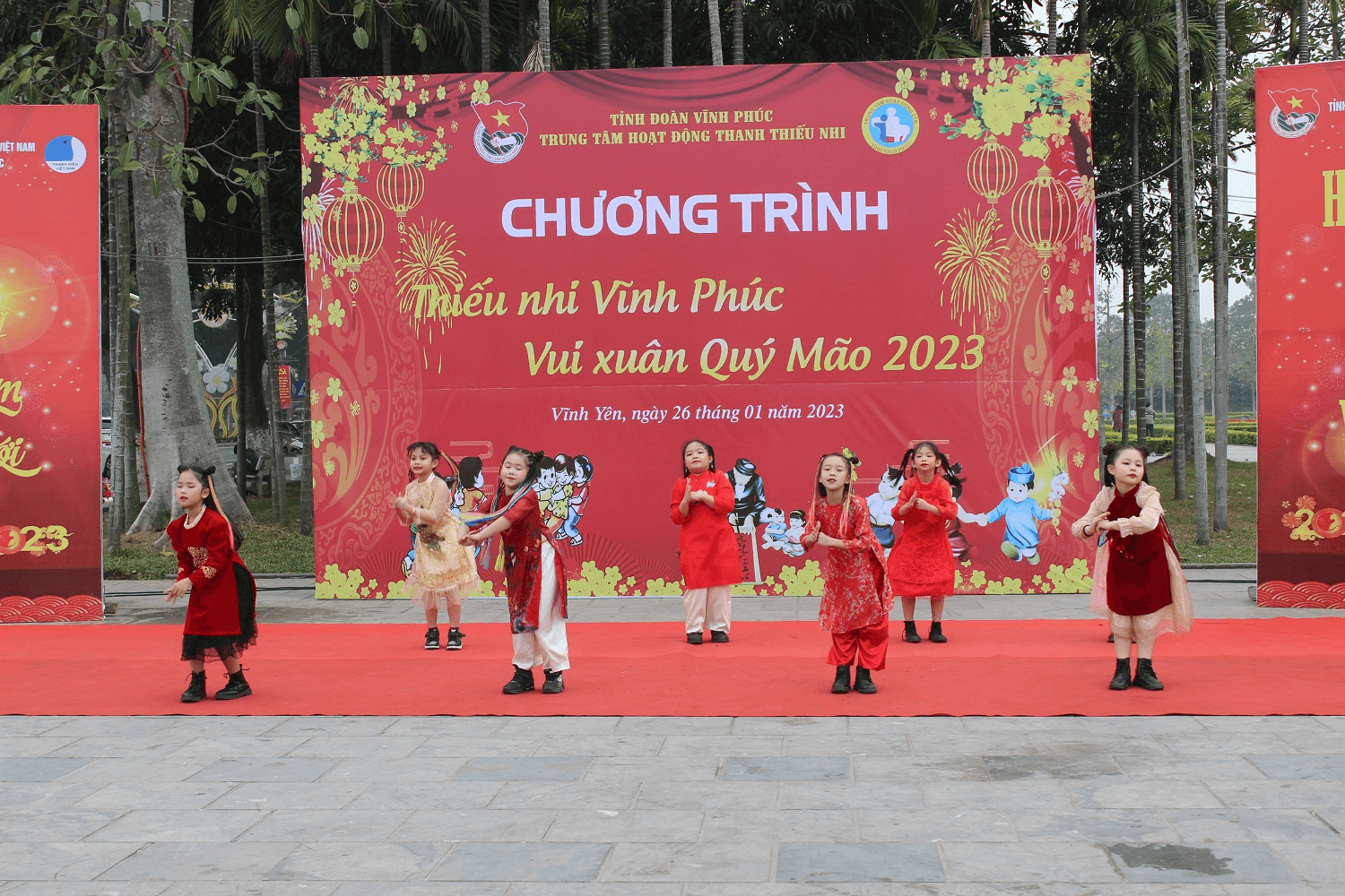 Mùa xuân cho em