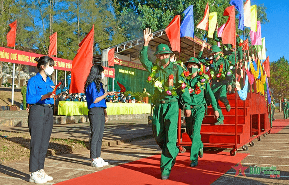 Sổ tiết kiệm tặng thanh niên nhập ngũ