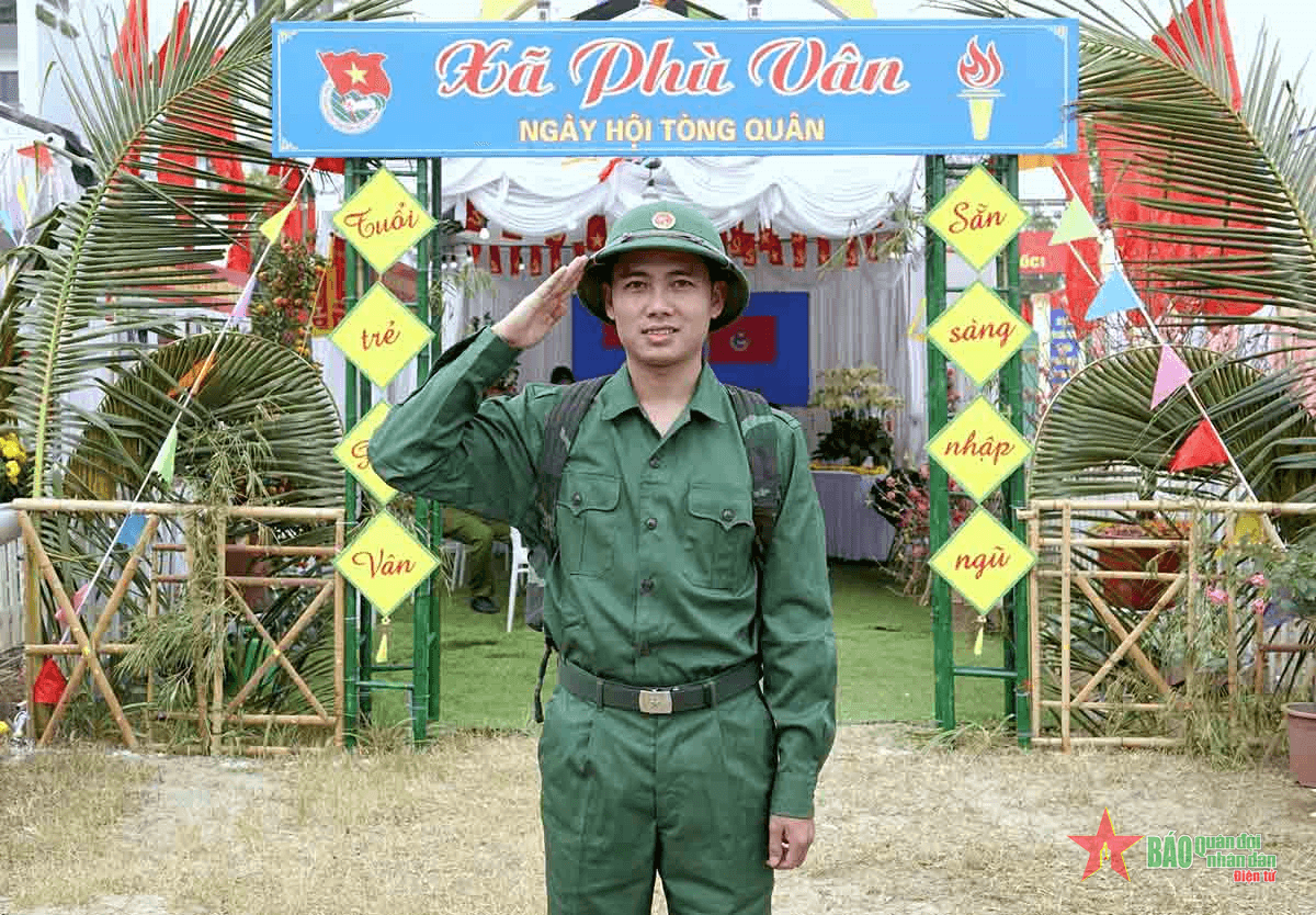 “Vì sao tôi tình nguyện nhập ngũ?” - Câu chuyện thứ sáu: Mong muốn mang kiến thức giảng đường phục vụ Quân đội