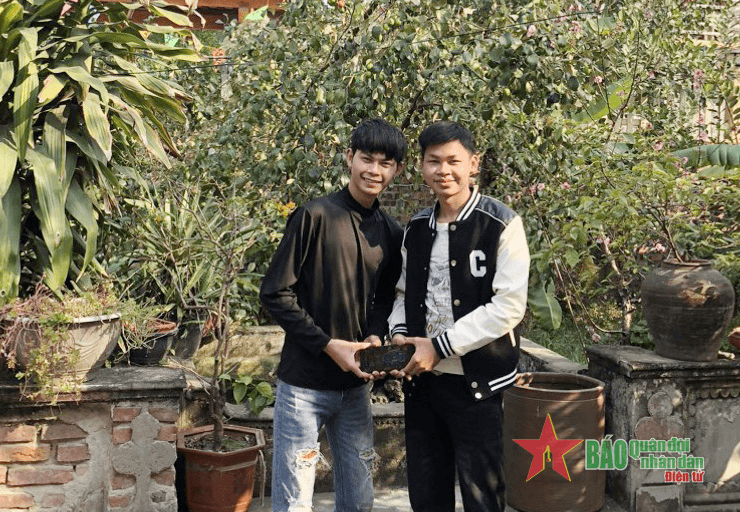 "Vì sao tôi tình nguyện nhập ngũ"?- Câu chuyện thứ tư: Noi gương anh trai tình nguyện nhập ngũ