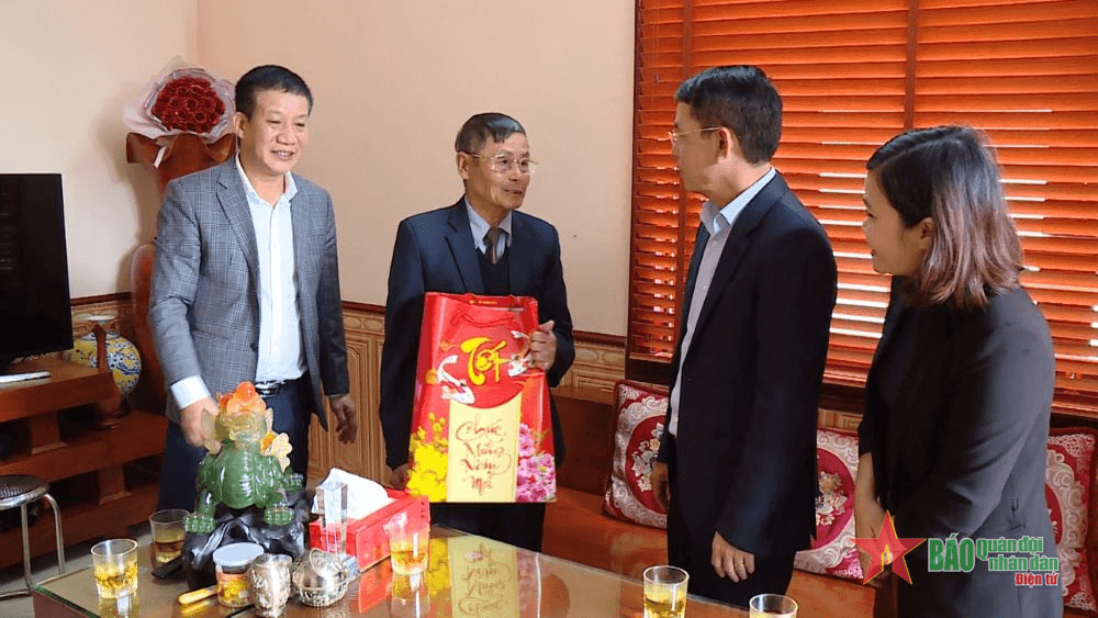 Hà Nội giải quyết trên 1.800 hồ sơ hưởng chế độ ưu đãi đối với người có công