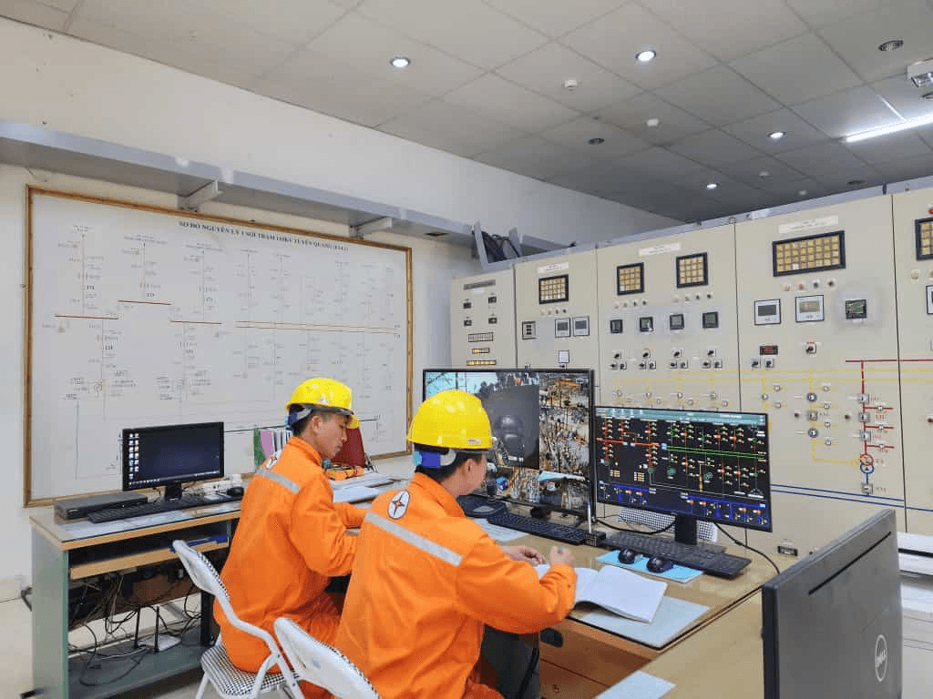 Đánh giá, cân nhắc đầy đủ tác động với việc điều chỉnh giá điện