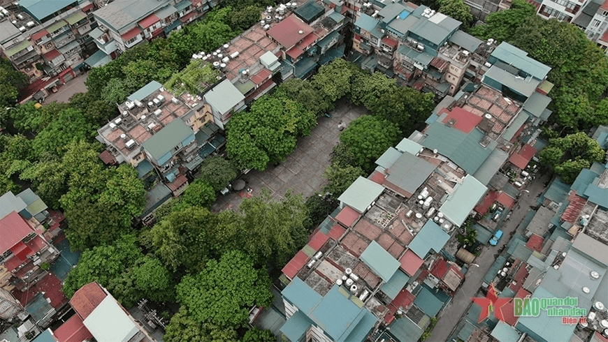 Hà Nội yêu cầu hoàn thành di dời dân khỏi chung cư cũ nguy hiểm cấp D trong quý I-2023