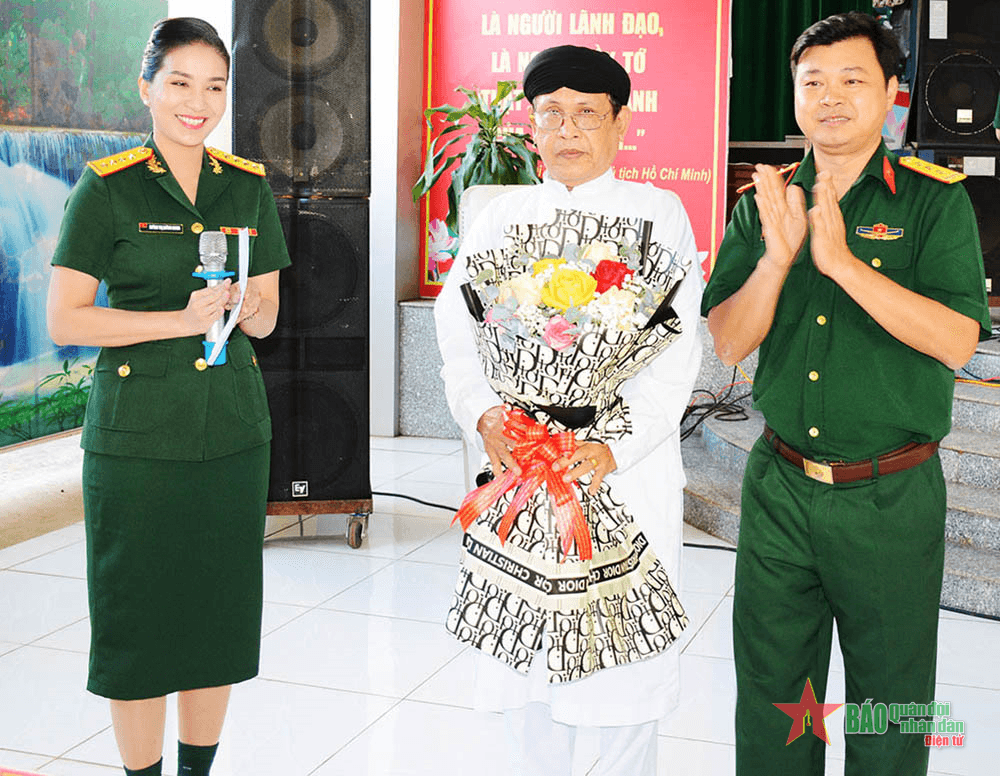 Đạo đời gắn kết ở huyện Thống Nhất