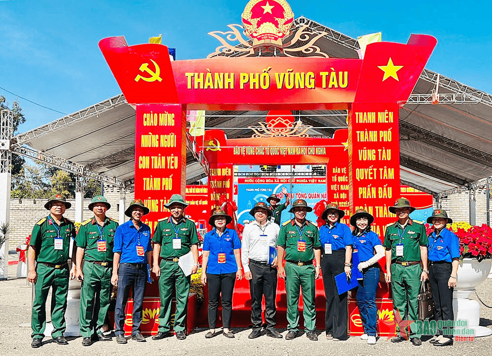 "Vì sao tôi tình nguyện nhập ngũ?" - Câu chuyện thứ hai ba: Em muốn được tôi luyện và cống hiến sức trẻ trong môi trường quân ngũ