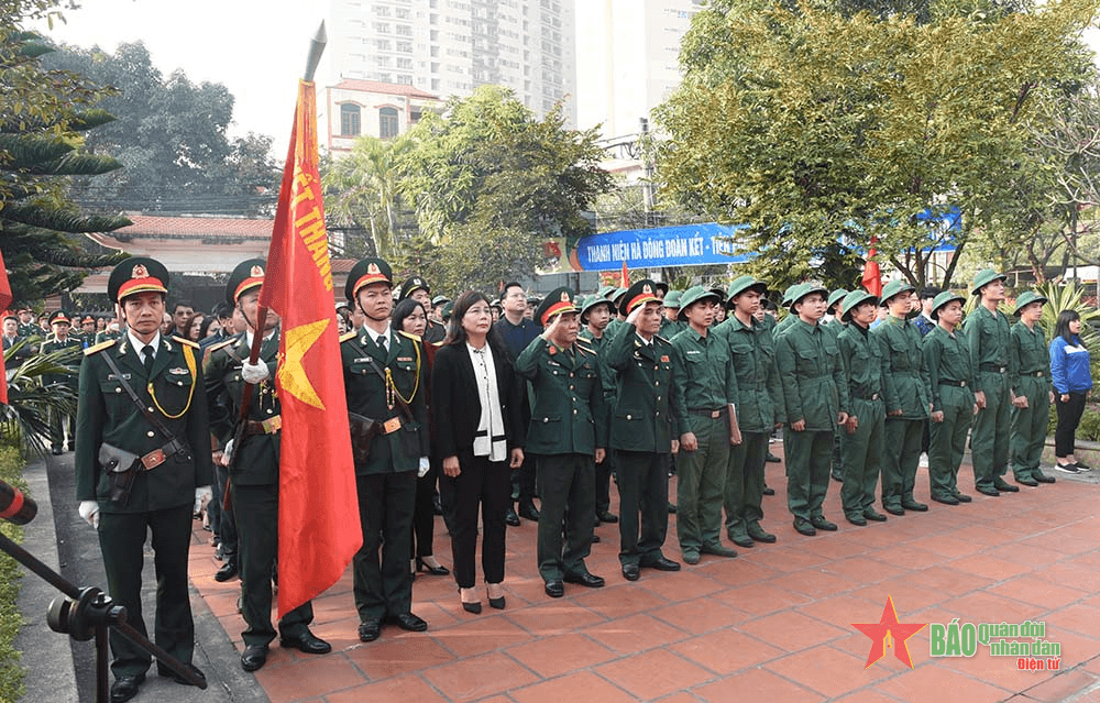 Tiếp lửa tòng quân
