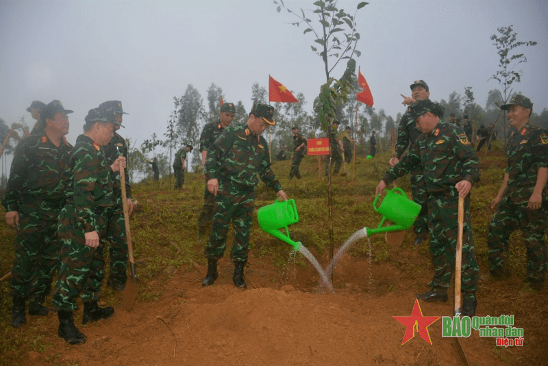 Binh chủng Đặc công phát động Tết trồng cây