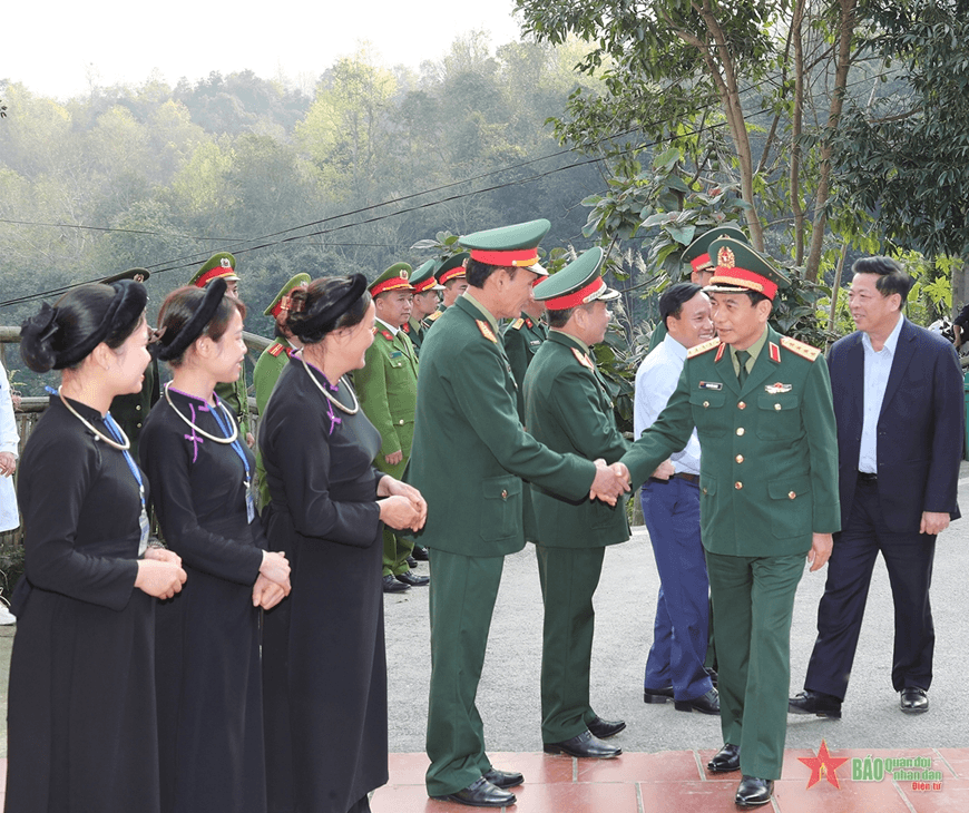 Đại tướng Phan Văn Giang dâng hương tưởng niệm Đại tướng Võ Nguyên Giáp tại Khu di tích Quốc gia đặc biệt rừng Trần Hưng Đạo