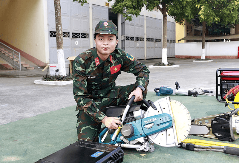 Thượng úy QNCN Kiều Đức Toàn: Gác lại hạnh phúc riêng, xung phong nhận nhiệm vụ cứu hộ tại Thổ Nhĩ Kỳ