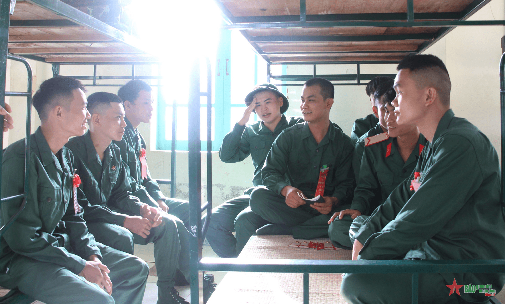 Những ngày đầu quân ngũ