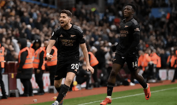 Kết quả bóng đá hôm nay (19-2): Arsenal trở lại đỉnh bảng, Chelsea thua sát nút Southampton