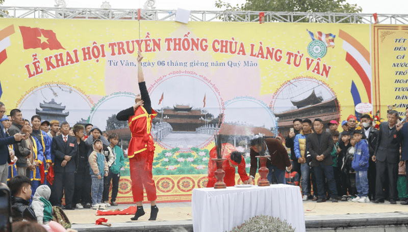 Nét đẹp trò chơi truyền thống ở Từ Vân