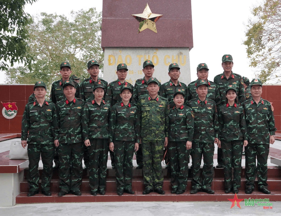 Học viện Quốc phòng: Tọa đàm, trao đổi công tác quản lý, bảo vệ chủ quyền biển, đảo trong sự nghiệp bảo vệ Tổ quốc