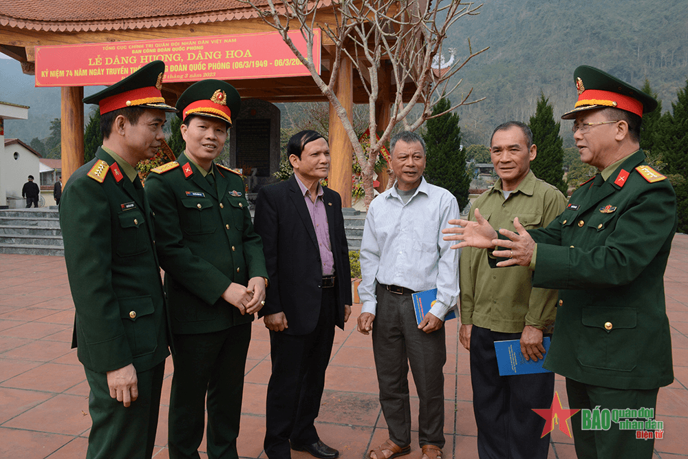 Thắm tình nơi nguồn cội