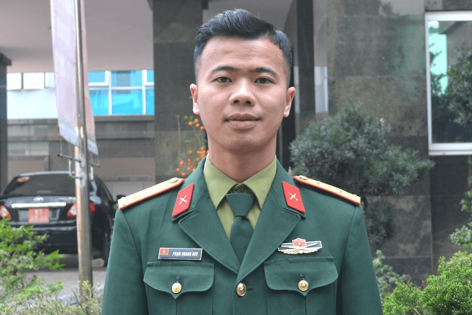 Lung linh sao Thủ đô: Người nhân viên mẫn cán