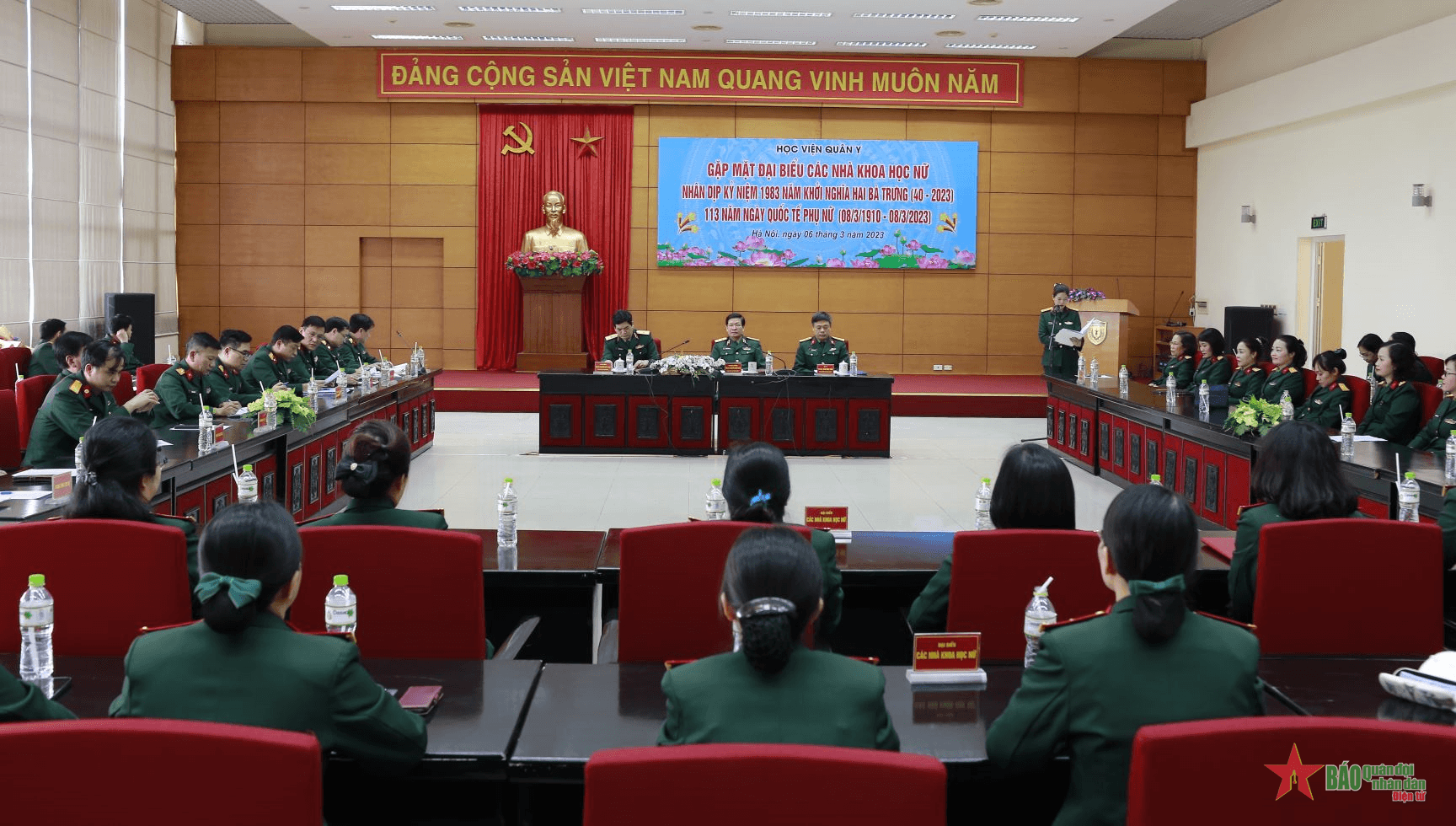Học viện Quân y: Nơi nào khó khăn, nơi ấy có nữ bác sĩ quân y