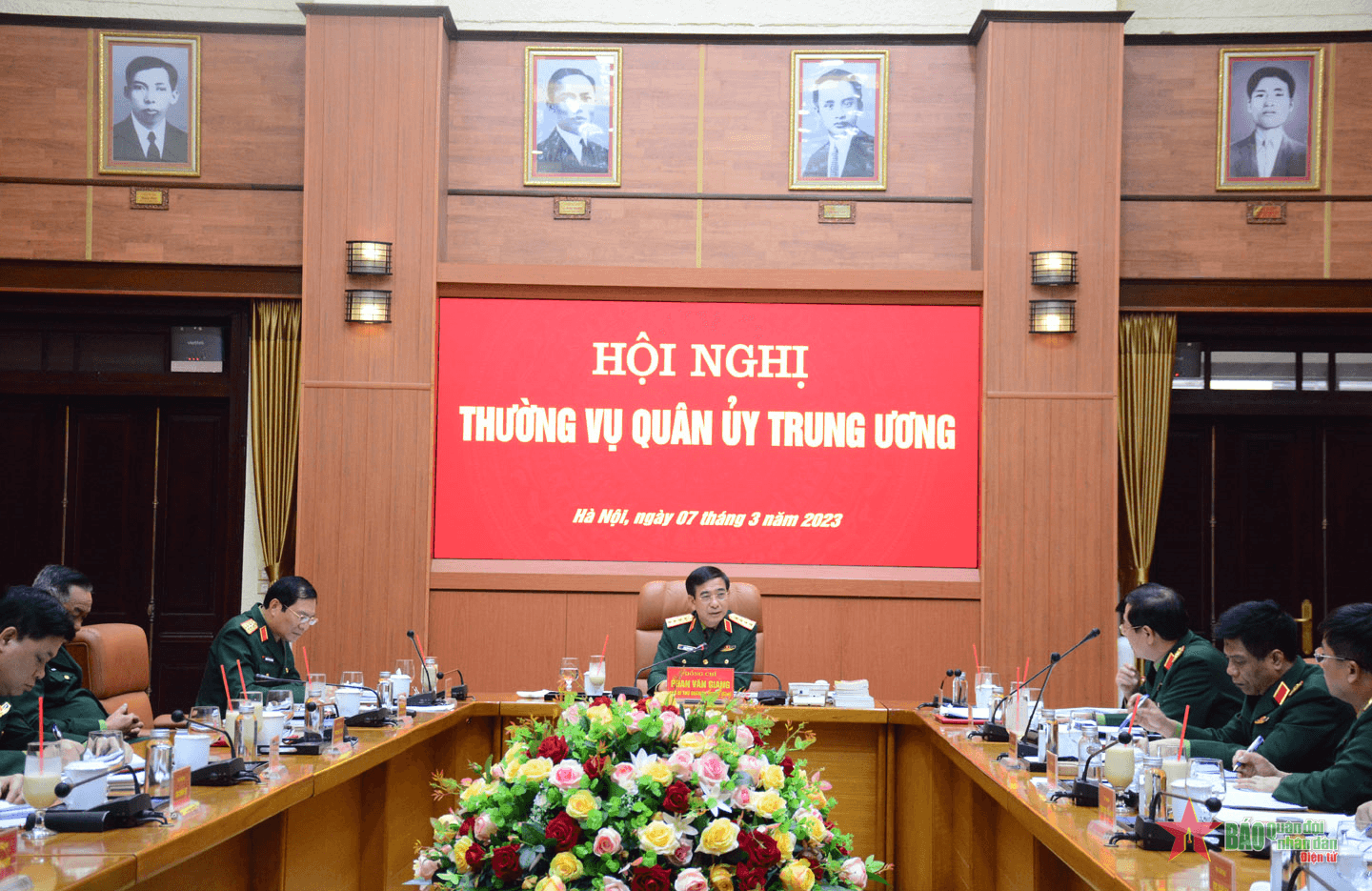 Thường vụ Quân ủy Trung ương nghe báo cáo về Chương trình nghiên cứu, sản xuất vật tư kỹ thuật