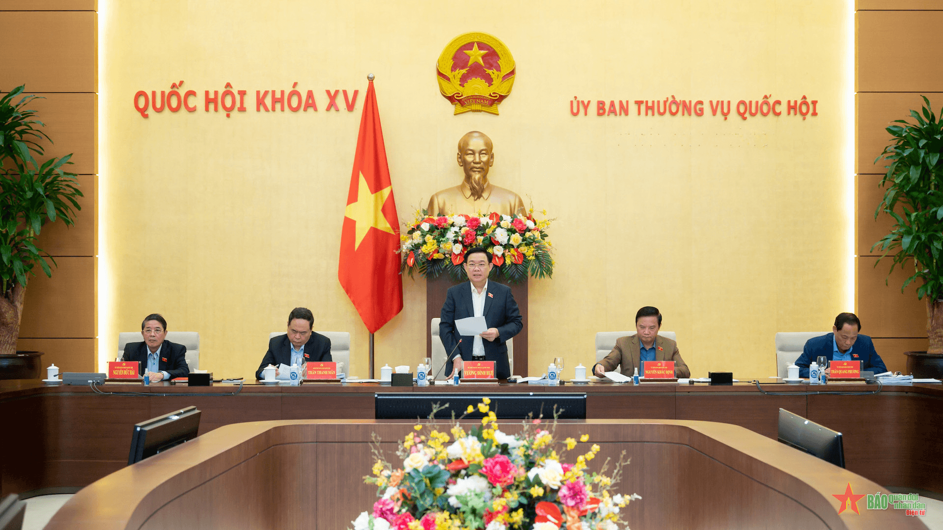 Nhiều chủ thể cùng giám sát để phòng, chống tiêu cực trong các khâu xây dựng pháp luật