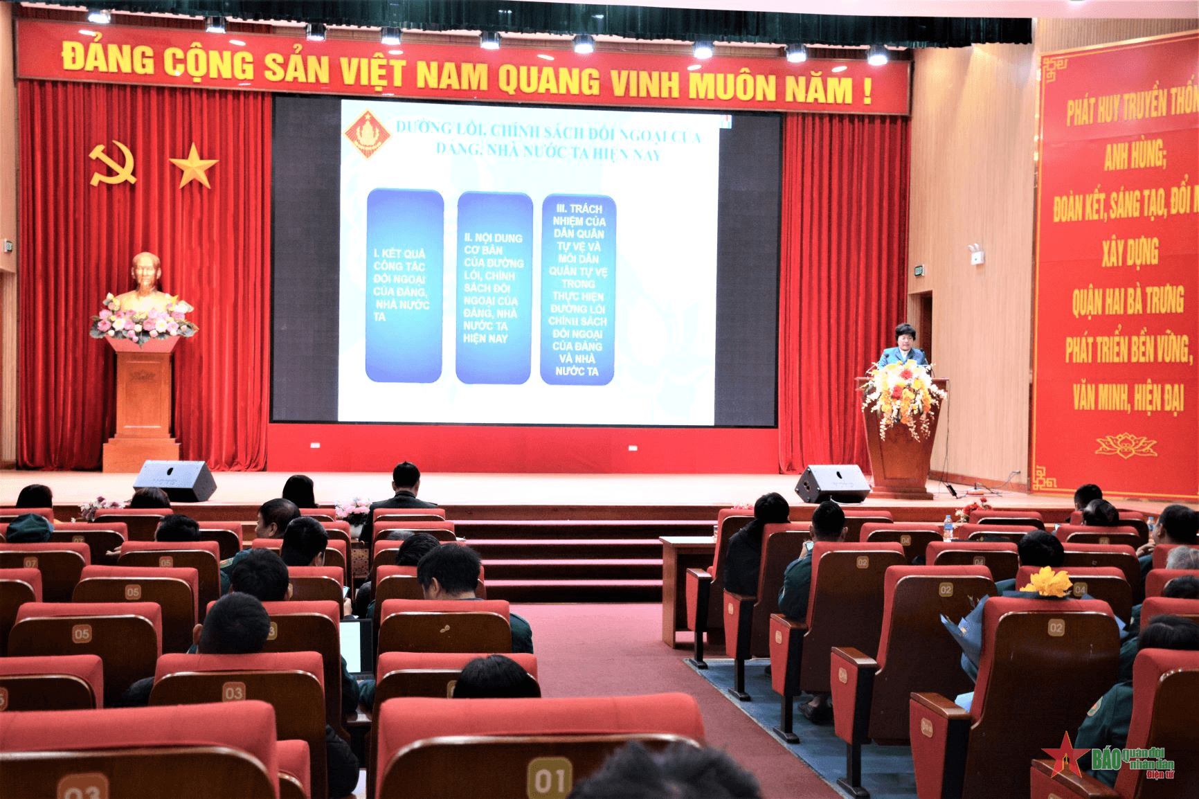 Quận Hai Bà Trưng tổ chức Hội thi cán bộ giảng dạy chính trị