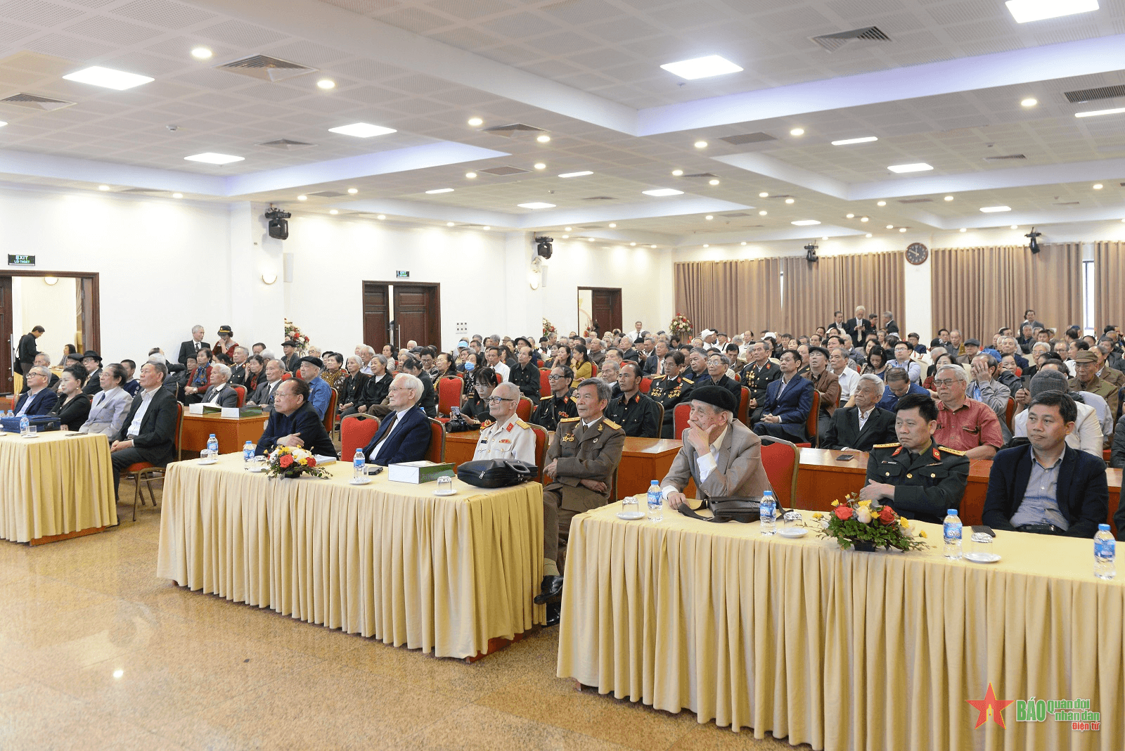 Gặp mặt đồng đội quân y Tây Nguyên
