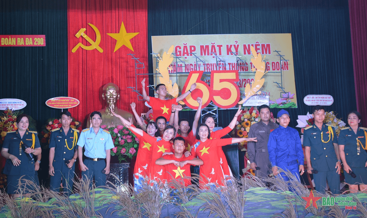 Trung đoàn Ra đa 290, Sư đoàn Phòng không 375 gặp mặt kỷ niệm 65 năm Ngày truyền thống