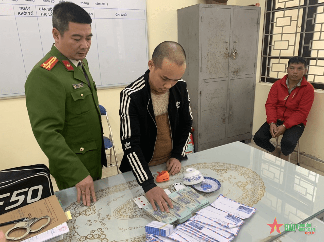 Đấu tranh ngăn chặn tội phạm đánh bạc có tổ chức