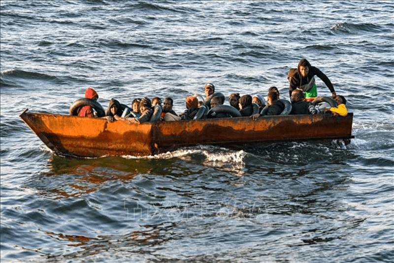 Chìm thuyền chở người di cư ngoài khơi Tunisia, 19 người thiệt mạng
