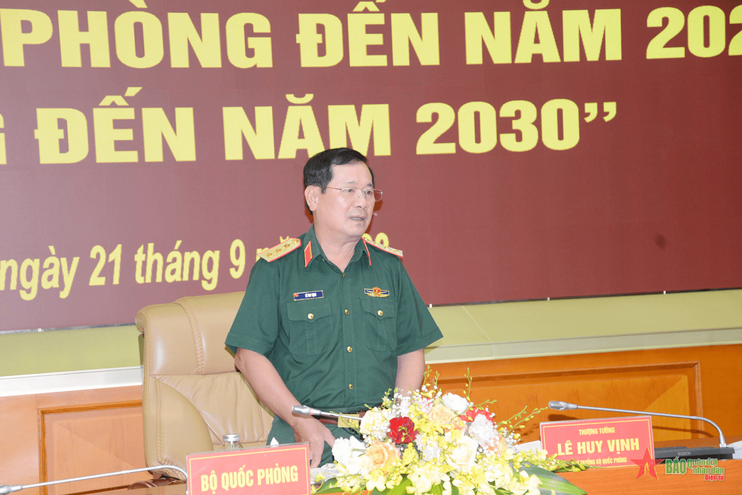 Khẩn trương hoàn thiện dự thảo Đề án chuyển đổi số trong Bộ Quốc phòng