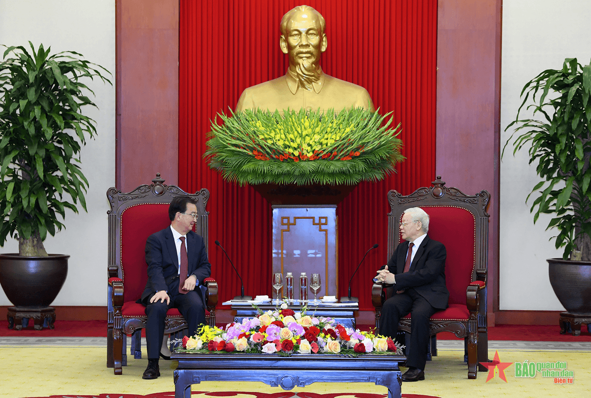Tổng Bí thư Nguyễn Phú Trọng tiếp Bí thư Tỉnh ủy Vân Nam (Trung Quốc)
