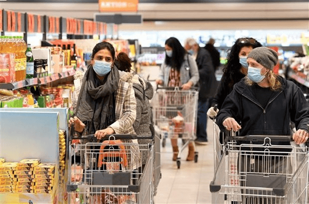 Lạm phát khu vực Eurozone hạ nhiệt
