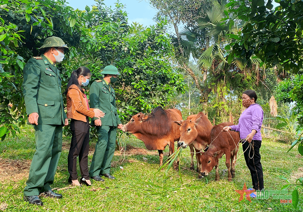 Góp phần đổi thay nơi vùng biên