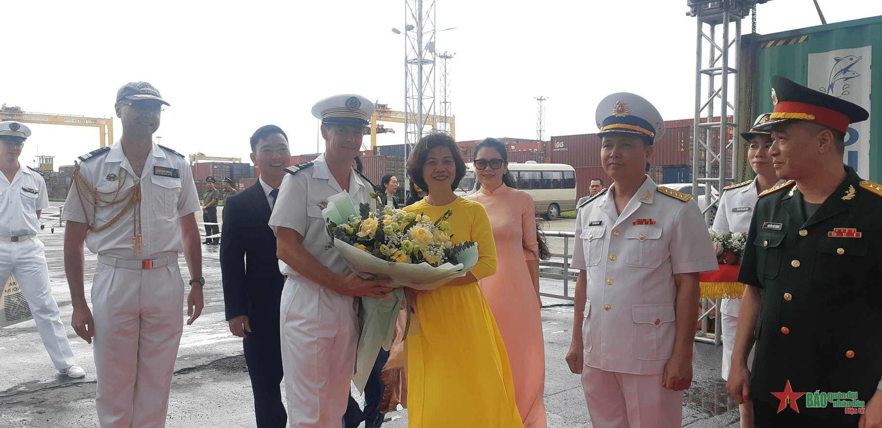 Tàu Hải quân Pháp thăm xã giao TP Hải Phòng