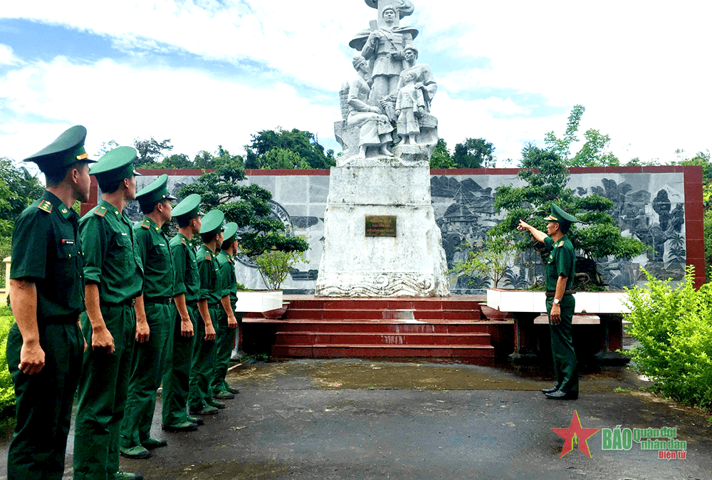 Bồi đắp lịch sử truyền thống
