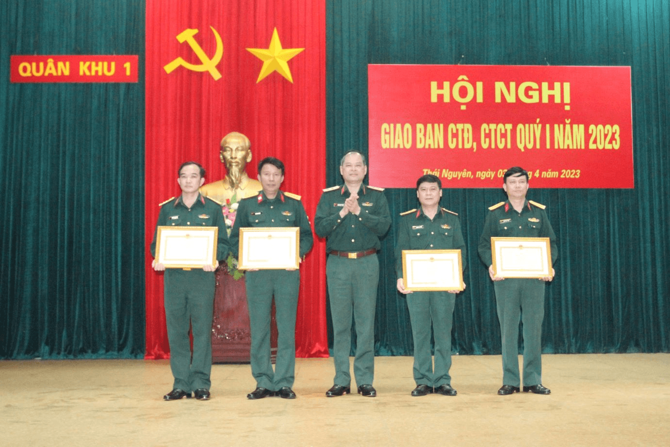 Quân khu 1: Công tác Đảng, công tác chính trị bám sát nhiệm vụ chính trị