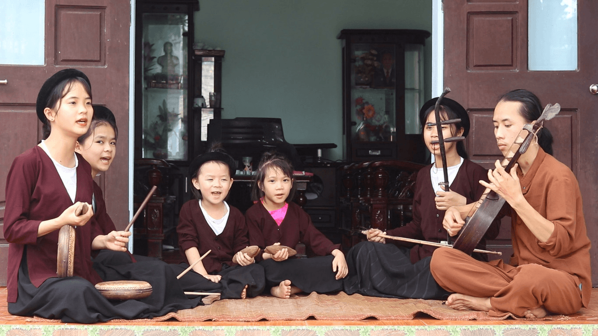 Lớp học “ươm mầm” tài năng xẩm