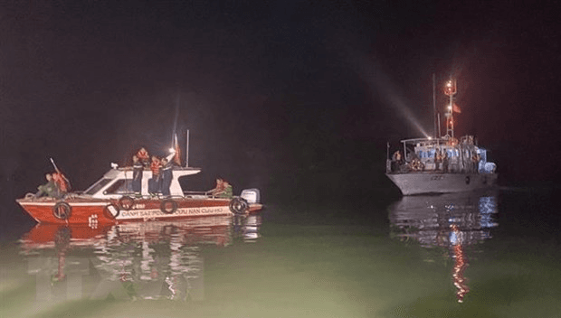 Vụ máy bay rơi trên biển: Huy động cao nhất lực lượng, phương tiện tham gia tìm kiếm, cứu hộ