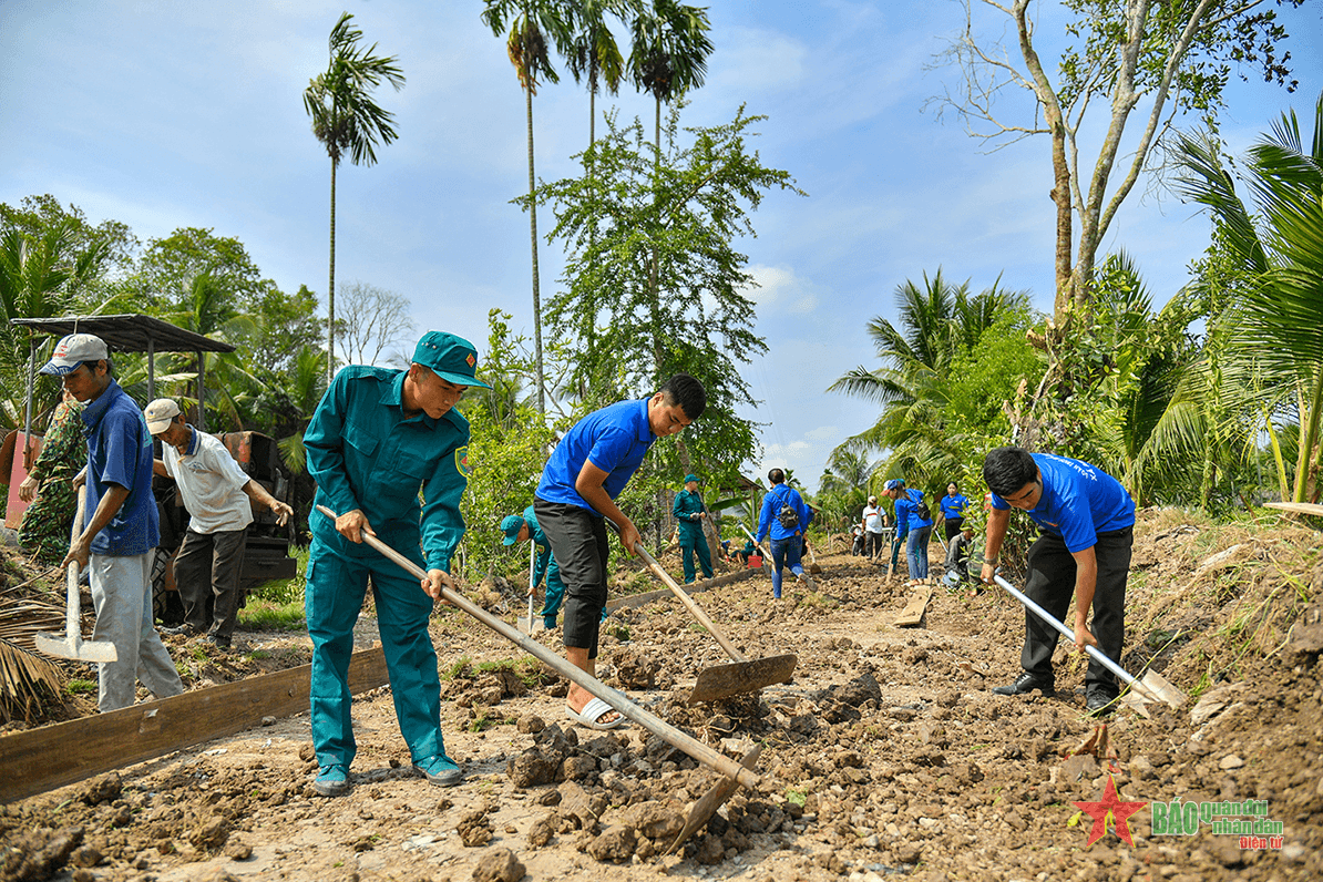 Tết Chol Chnam Thmay ấm tình quân dân