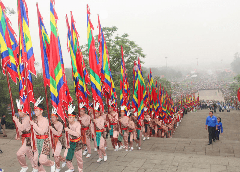 Bồi đắp truyền thống nguồn cội, gắn kết di sản văn hóa