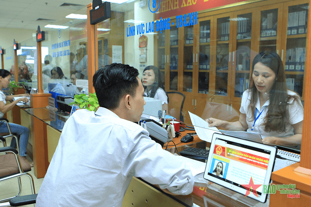 Đánh giá cán bộ bằng phần mềm điện tử