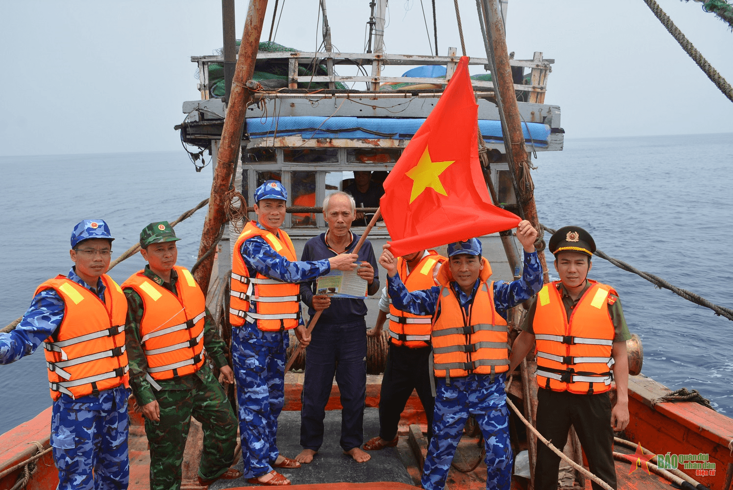 Vùng Cảnh sát biển 2 hoàn thành đợt tuần tra liên ngành trên biển