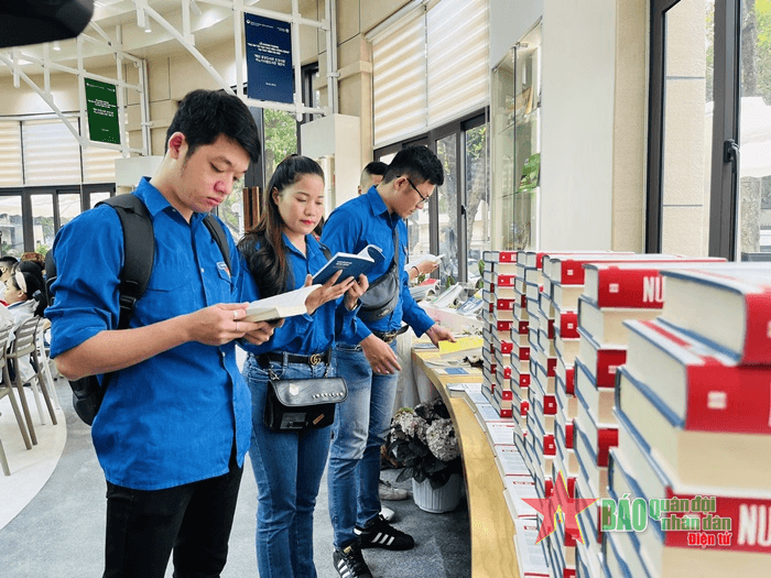 Hà Nội hưởng ứng Ngày sách và Văn hóa đọc Việt Nam