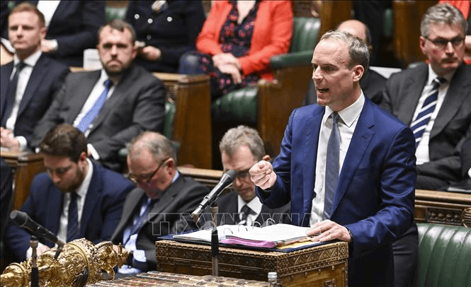 Phó thủ tướng Anh Dominic Raab từ chức