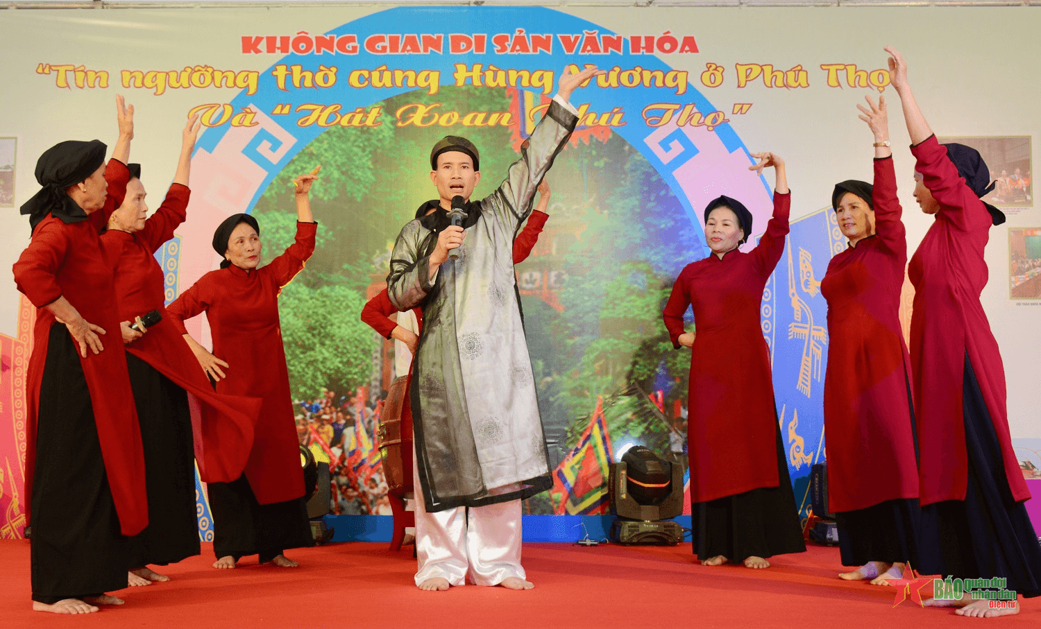 Đưa tinh hoa di sản văn hóa phi vật thể đến với nhân dân