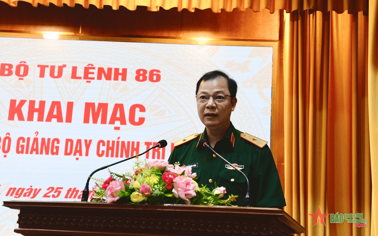 Bộ tư lệnh 86: Bồi dưỡng nâng cao kiến thức toàn diện và năng lực giảng dạy chính trị